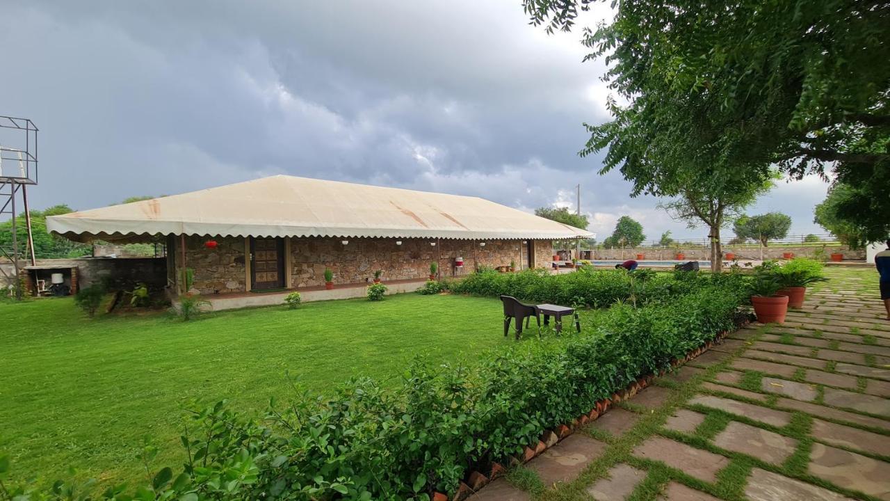 The Rustic Villa, A Stay With Luxuries Amenities And Exotic Nature Jaipur Ngoại thất bức ảnh