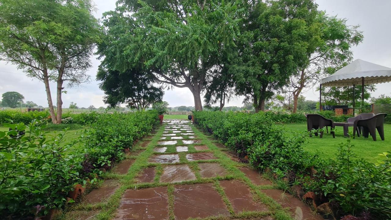 The Rustic Villa, A Stay With Luxuries Amenities And Exotic Nature Jaipur Ngoại thất bức ảnh
