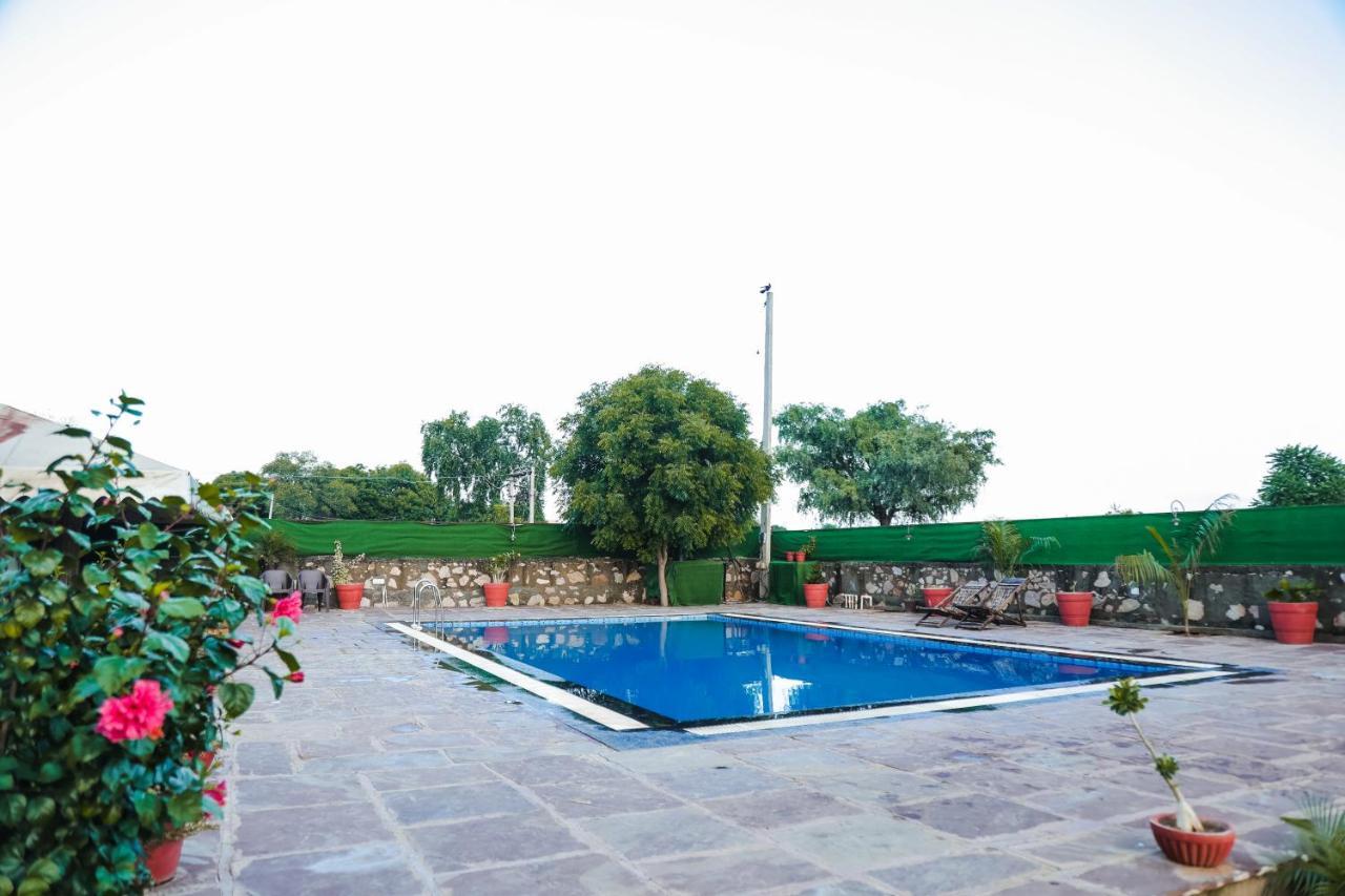 The Rustic Villa, A Stay With Luxuries Amenities And Exotic Nature Jaipur Ngoại thất bức ảnh