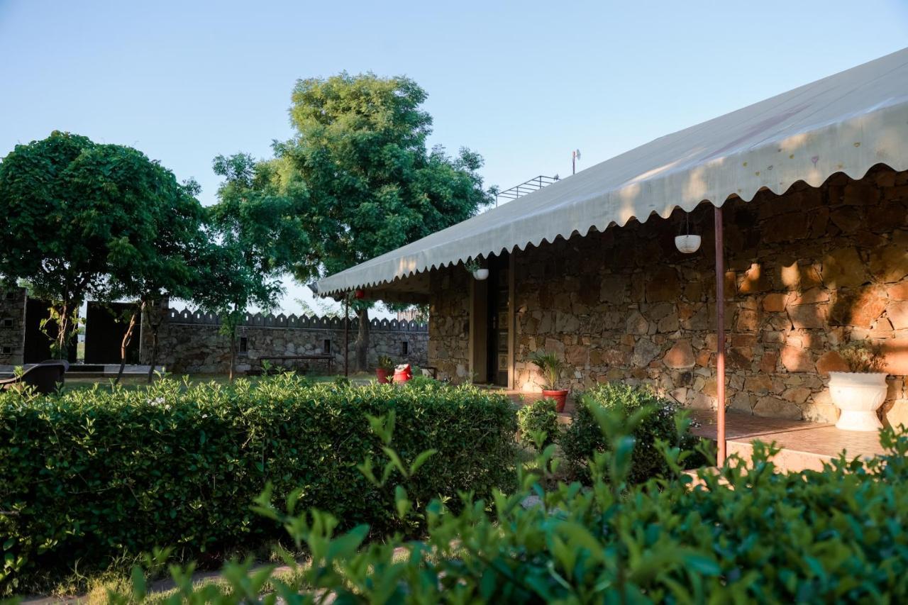 The Rustic Villa, A Stay With Luxuries Amenities And Exotic Nature Jaipur Ngoại thất bức ảnh