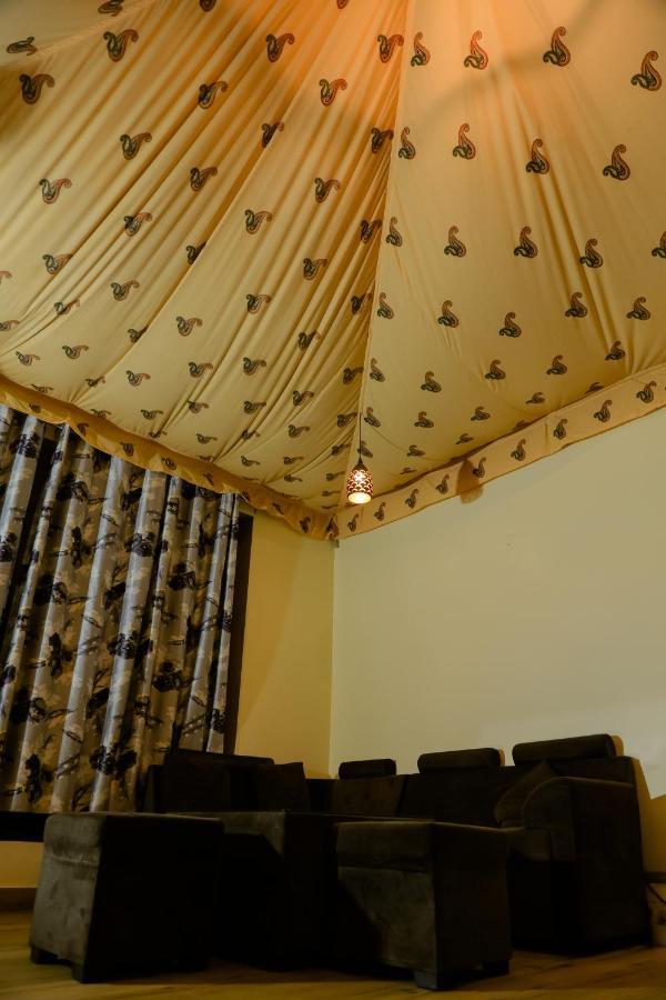 The Rustic Villa, A Stay With Luxuries Amenities And Exotic Nature Jaipur Ngoại thất bức ảnh