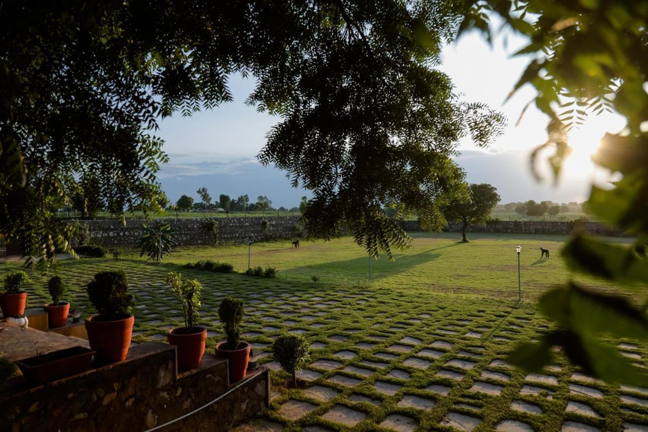 The Rustic Villa, A Stay With Luxuries Amenities And Exotic Nature Jaipur Ngoại thất bức ảnh