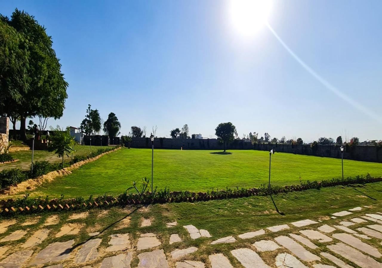 The Rustic Villa, A Stay With Luxuries Amenities And Exotic Nature Jaipur Ngoại thất bức ảnh